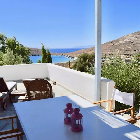 Amazing Villa Overlooking Syros Finest Beach Kini