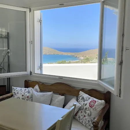 Amazing Villa Overlooking Syros Finest Beach Kini